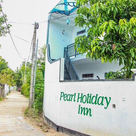 Pearl Holiday Inn Mirissa Bagian luar foto