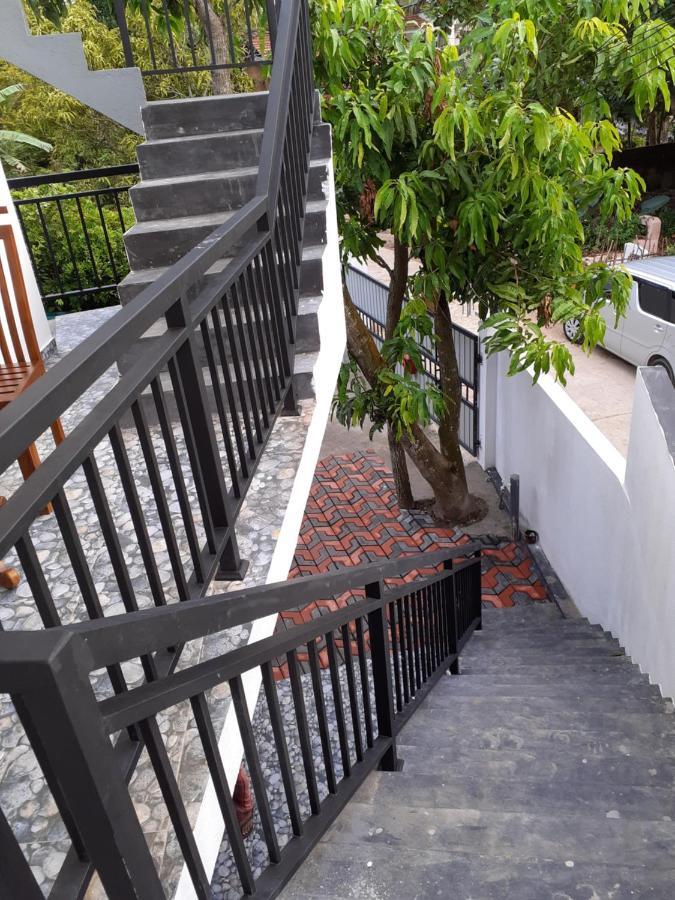 Pearl Holiday Inn Mirissa Bagian luar foto