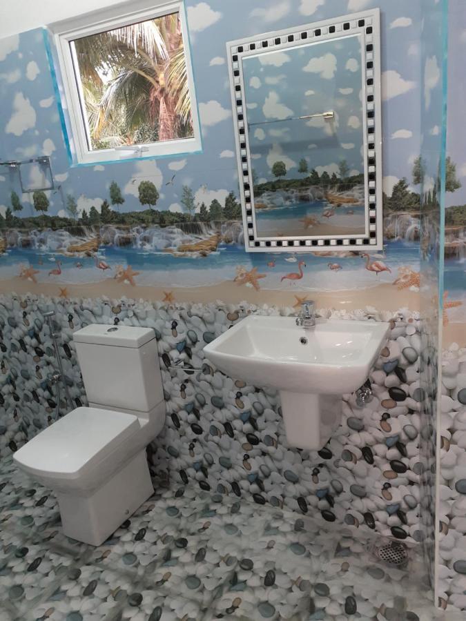 Pearl Holiday Inn Mirissa Bagian luar foto